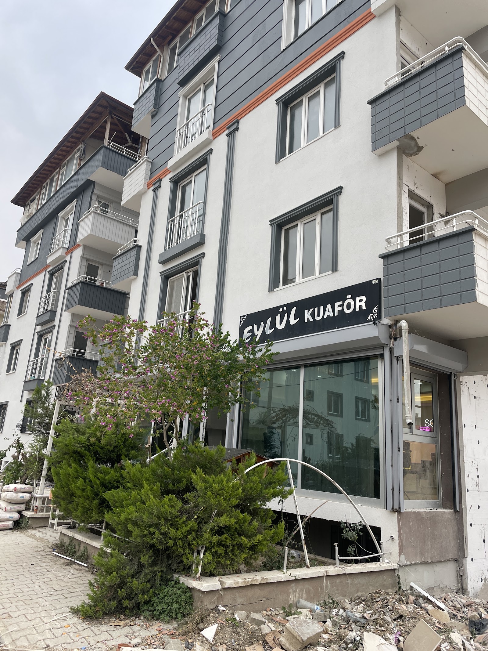 Eylül Kadın Kuaförü